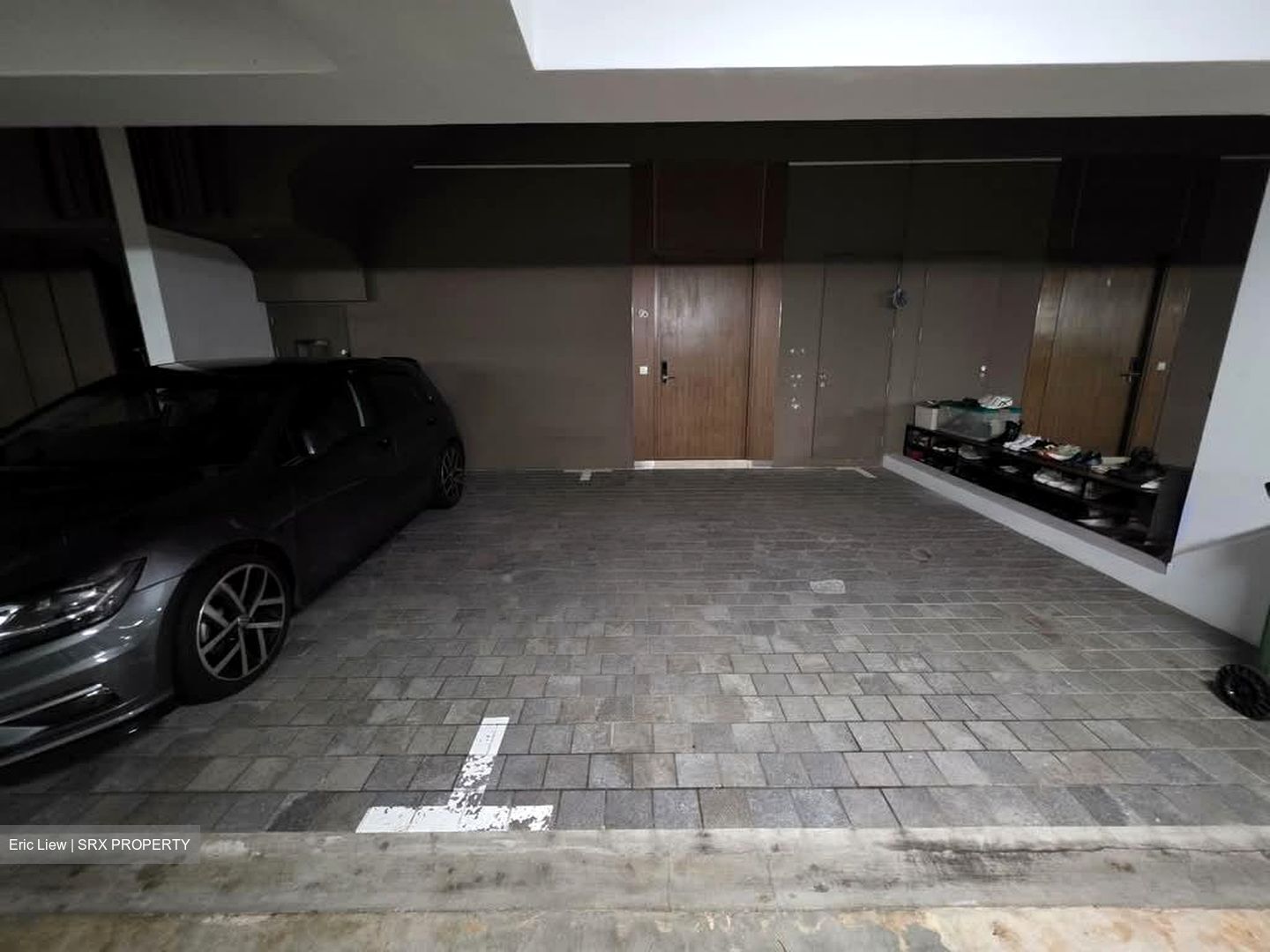 Alana (D28), Terrace #558622811